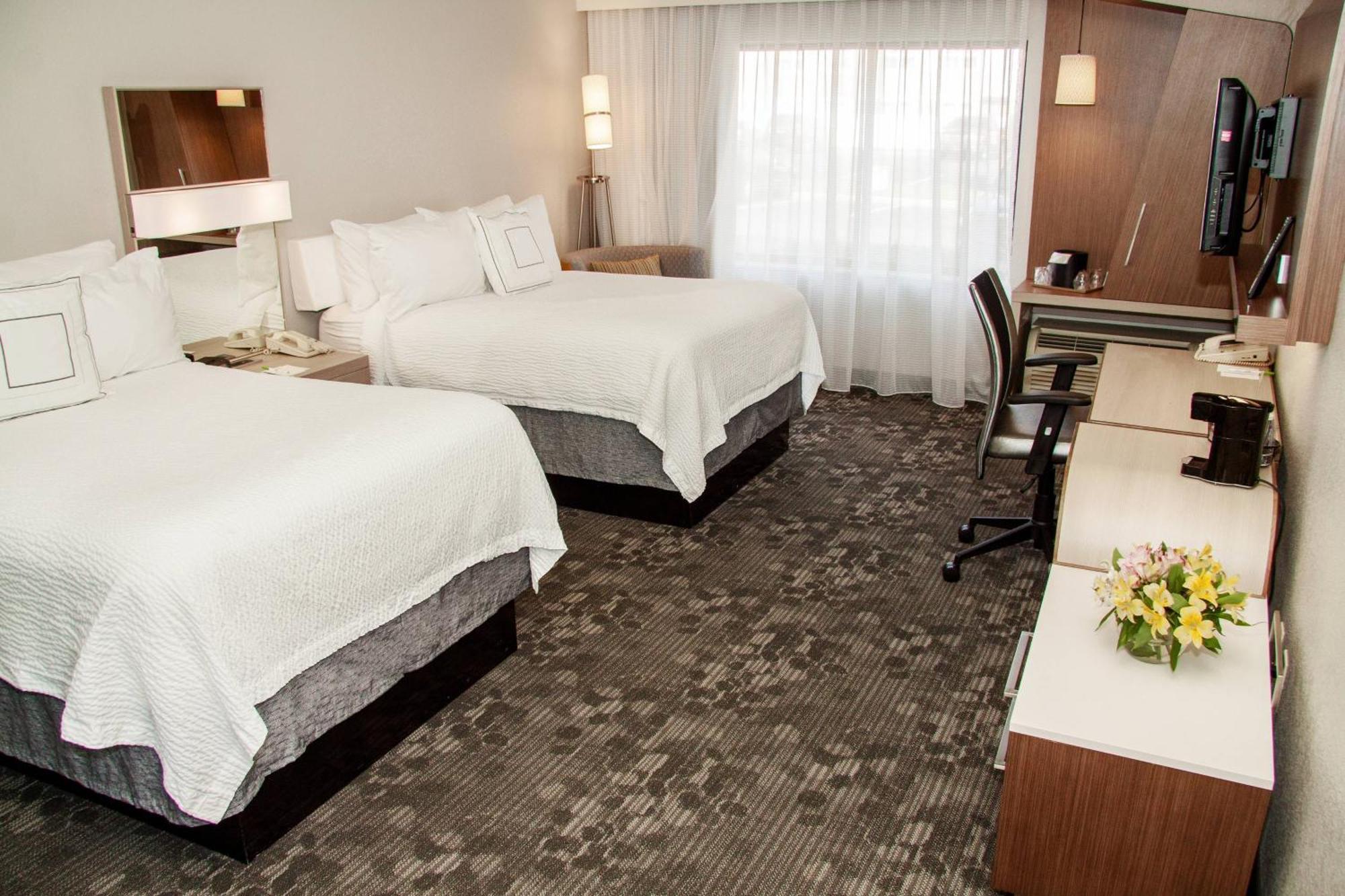 Courtyard By Marriott Rocky Mount Otel Dış mekan fotoğraf